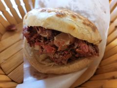 精品火烧-闫家驴肉老店(华电一校店)