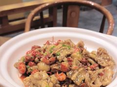 -钵家大院·地道湖北菜(江夏·大花岭店)