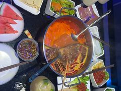 -唯爱KTV聚会餐厅(仙林东城汇店)