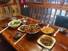 -苗湘食府(十年店)