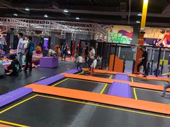 -Tenker Club弹刻极限主题公园 · 蹦床 · 团建 · 生日派对(大关店)