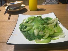 -臻鲜燕海鲜融合餐厅(金陵style店)