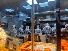 -鲍师傅糕点(西站店)