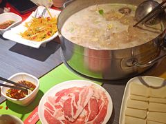 -四季喧黔味豆米火锅(万达广场店)