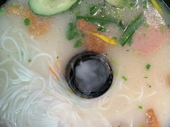 -飞虎过桥米线(翠湖店)
