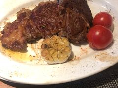 -MONICH牛排融合餐厅(和义大道购物中心店)