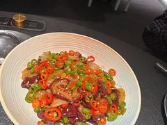 自制酸菜炒肥肠-锦荟JINHUI·浙江小馆(上海荟聚店)