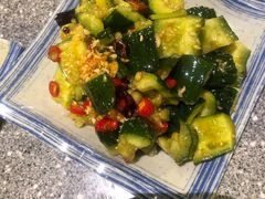 凉拌黄瓜-问渔烤鱼(回龙观总店)