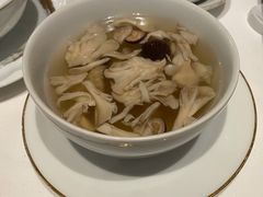海椰皇舞茸炖花豆-宝丽轩中餐厅BAOLIXUAN