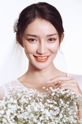 现代简约-巴黎婚纱摄影工作室