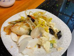 -粘豆包铁锅炖二部(温泉街店)