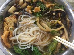 -老牌柳州螺蛳粉(同班同学美食城店)