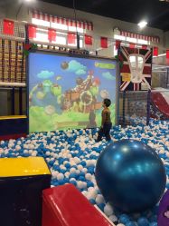 -开心哈乐亲子乐园(东森时尚百货店)