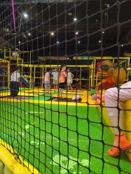 -蹦蹦跳跳(新奥购物中心店)