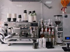 -CONTENT U COFFEE(中山公园店)