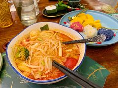 冬阴功汤金边粉-苏梅花园(群星城店)