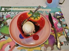 -水桶王国主题餐厅·聚会·生日派对·亲子活动·家庭套餐(亚龙湾希尔顿店)