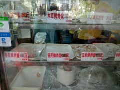 -溢香专业制作饺子云吞(莲花二村店)