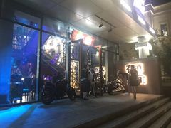 -江湖酒吧