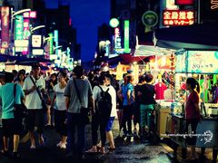 -六合夜市
