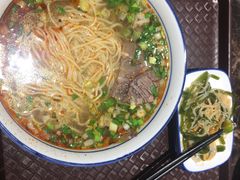 -吾穆勒蓬灰牛肉面·清真(北滨河中路店)