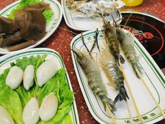 -四囍码头海鲜烧烤自助火锅(外滩南京东路悦荟广场店)