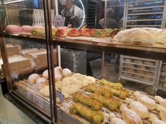 -奈雪的茶(亨特国际广场店)