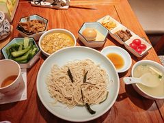 -裕兴记•蟹黄面馆(人民广场店)