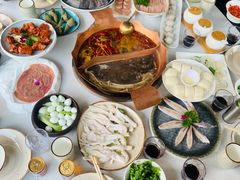-墨居上隐·院子里火锅(峨眉店)