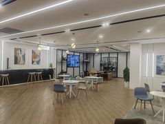 -上海宝宁宝马4S店