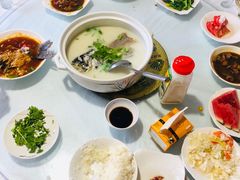 -天乐农家鱼头王(天目湖店)