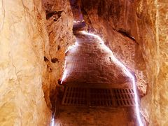 -泰安地下龙宫景区