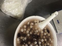 -芳婆糕团店(王府大街店)