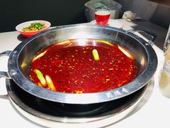 红锅锅底-蜀滋香鲜鱼美蛙火锅(339店)