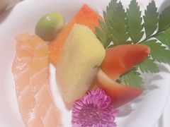 -雍容荟活帝王蟹活龙虾自助(苏宁旗舰店)