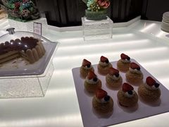 -松咖啡自助餐厅·松北香格里拉