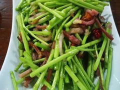 腊肉炒藜蒿-汉口码头