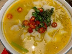 金汤青椒外婆鱼-弄堂小笼包(西青中北永旺购物中心店)