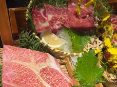 -山川小町·极番烧肉(新地假日广场店)