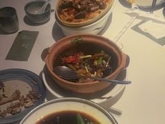 -八府香鸭·啫啫煲(华山路店)