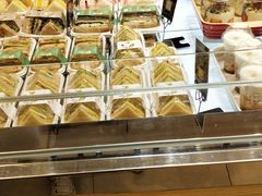 -罗森尼娜(德思勤店)