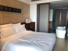 -三亚湾海居铂尔曼度假酒店