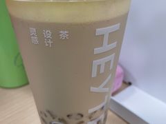 -喜茶(杭州滨江宝龙店)