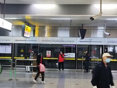 -红土地(地铁站)