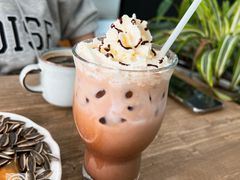 摩卡-洄归山也·高空C位湖景下午茶(东方之门店)