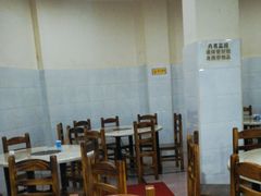 大堂-美兰春记食店·龙舌坡红烧牛肉
