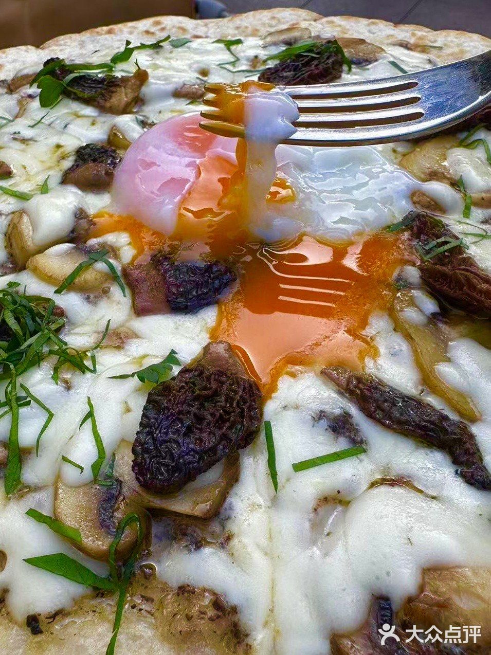 一人点了一个套餐 披萨+饮料 很方便!性价比很高