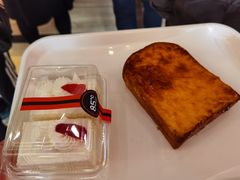 -85度C(生甜甜圈研究工坊·上海松江人民北路店)