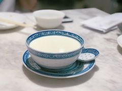老香港鲜奶冻-香港百合居(LCM置汇旭辉广场店)