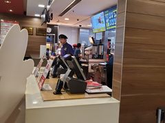 -麦当劳(田林好又多店)